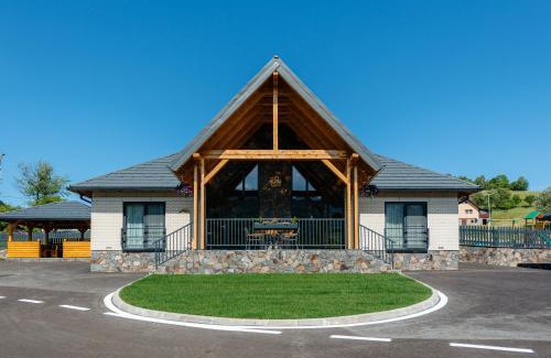 Sacuieu Ski Chalet | Country Relax Resort