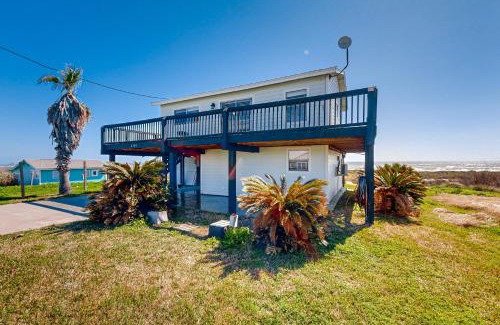 Cedar Lane House | Country Roads