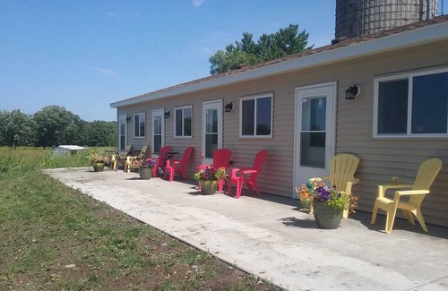 Brook Park House | Country setting, rolling hills #1 at Beach Mirage Suites n
