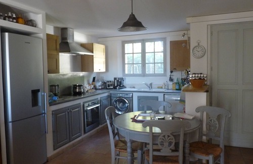 Aix-en-Provence House | country side, close to the city center