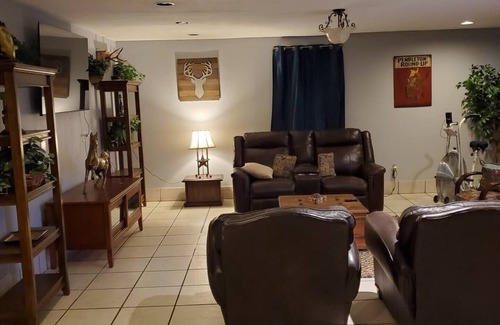 Quitman Apartment | Country Sportsman/woman Apt A