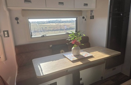 Springrange House | Country stay, 5 minutes to local wineries!