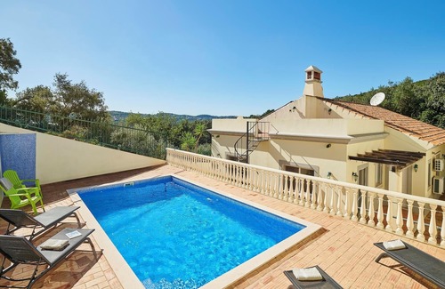 Sao Bras de Alportel Villa | Country Villa, Modern Interiors, A/C, Private Pool & Sunny Terraces - 2km to São Brás de Alportel!