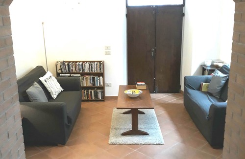 Monterosso Villa | Country Villa with Pool & Views