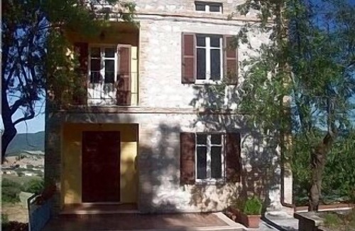 Monterosso Villa | Country Villa with Pool & Views