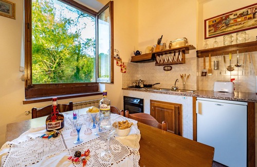 Mologno Villa | Country villa with private pool and garden great for families, groups