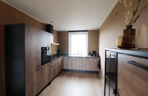 Leons House | Countryside Home in Leons
