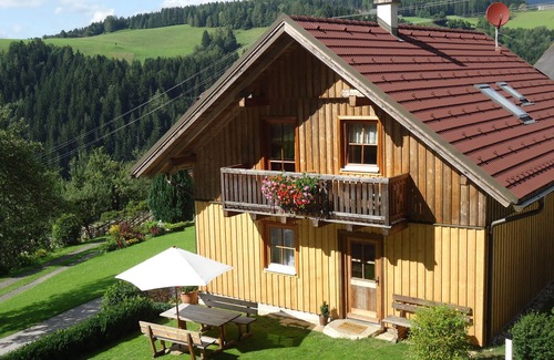 Waldenstein Cabin | countryside, mountains, garden, balcony, parking lot