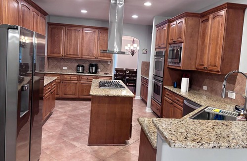 Sealy Other | Countryside Serene Sunset Ranch: 50-acre luxury retreat, Hot tub, sleeps 10!