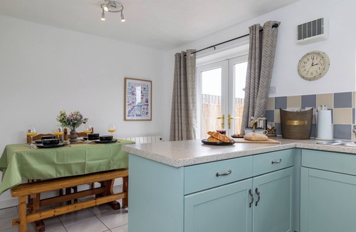 Denstone House | Countryside Stay Near JCB, Peak District & Alton Towers