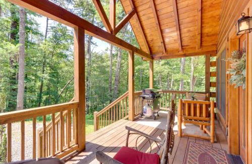 Cherry Log House | Couples Getaway Cabin by Hiking and Waterfalls!