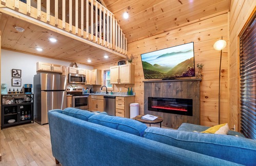 Sevierville Cabin | Couples Private Mountain Oasis! Hot Tub! Theatre! Fire Pit!