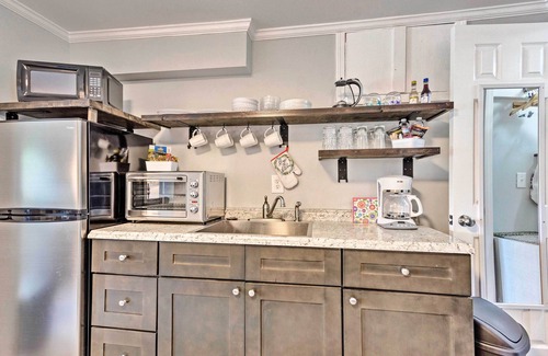 Lake Junaluska Apartment | Couples Retreat with Lake and Mtn Views, Fire Pit