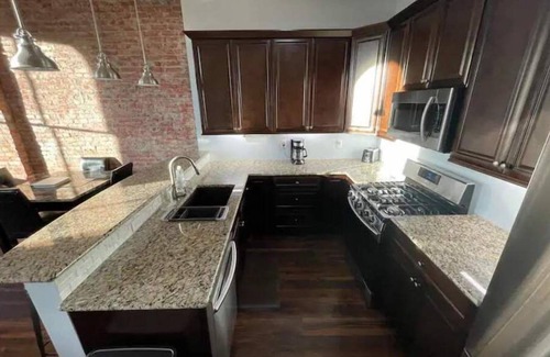Warren Condo | Courthouse Square Condo
