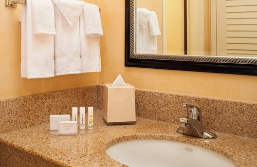 Arlington Heights Hotel | Courtyard by Marriott Chicago Arlington Heights/South
