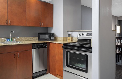 Ronkonkoma Hotel | Courtyard by Marriott Long Island MacArthur Airport