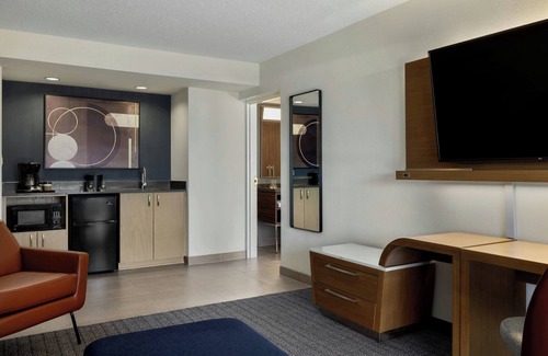 Bermuda Hotel | Courtyard by Marriott Richmond Chester