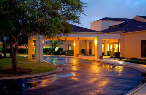 Medical Center District Hotel | Courtyard by Marriott San Antonio Medical Center