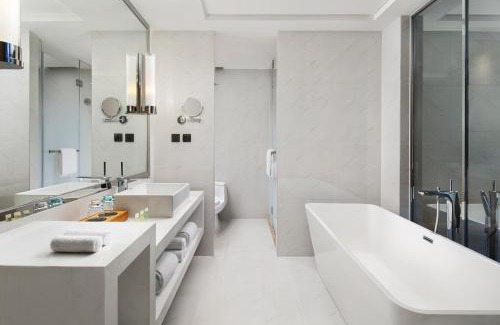 Putuo Hotel | Courtyard by Marriott Shanghai Changfeng Park