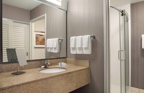 Bloomingdale Hotel | Courtyard by Marriott Chicago Bloomingdale