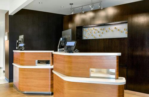 St. Peters Hotel | Courtyard by Marriott St. Louis St. Peters