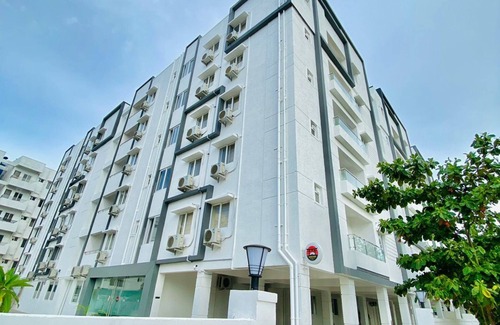 Suluru Apartment | Courtyard By Yuhi