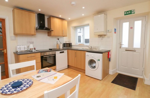 Chittlehampton Cottage | COURTYARD COTTAGE, family friendly, with a garden in Chittlehampton