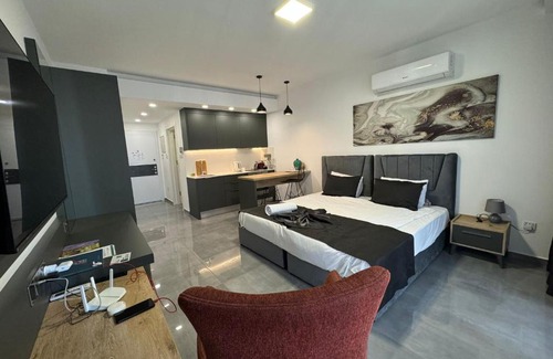 Trikomo Apartment | Courtyard Holiday Resort Studio