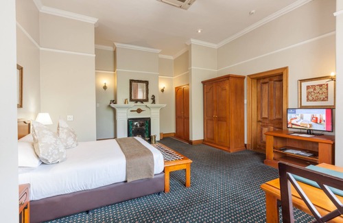 Arcadia Hotel | Courtyard Hotel Arcadia