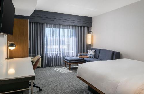 Grant Creek Hotel | Courtyard Missoula