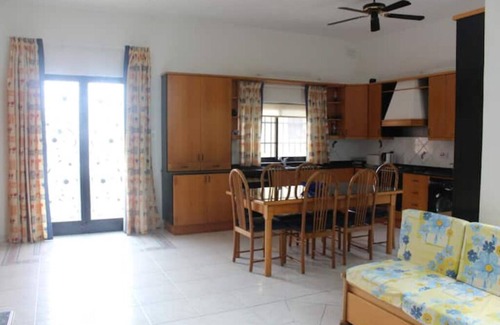 Marsaskala Apartment | Courtyard Rental Unit