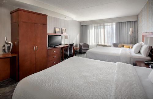 Farmingdale Hotel | Courtyard Republic Airport Long Island/Farmingdale
