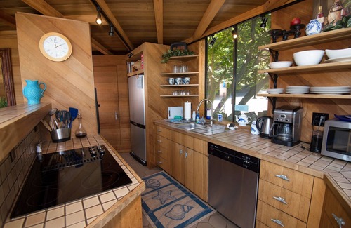 Timber Cove House | Cove House, Dramatic Oceanfront with Swimming Pool on the Wild Sonoma Coast