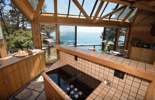 Timber Cove House | Cove House, Dramatic Oceanfront with Swimming Pool on the Wild Sonoma Coast