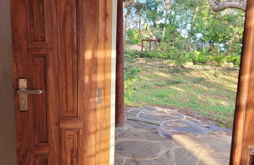 Shimoni House | Cove House House 60 m2 Creekside Indian Ocean