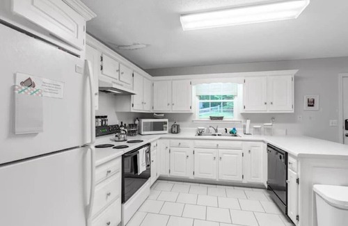 Lookout Mountain House | Covenant Cottage with outdoor dining!