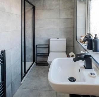 Wyken Apartment | Coventry Business Stay House
