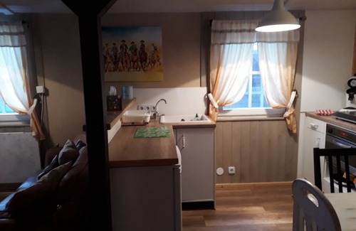 Windelsbach Apartment | Cowboy Cottage vacation apartment (43 sqm) with veranda and barbecue facilities