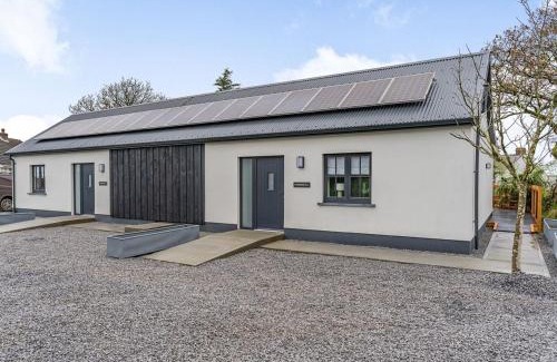 Whitland House | Cowshed 2 - Uk35458