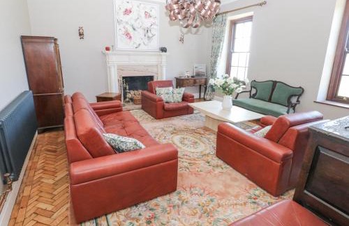 Bridgend House | Coytrahen House