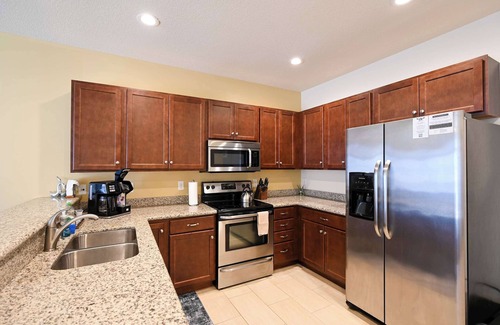 Kutzky Park Apartment | Cozy 1 Bedroom 1 Bathroom Near Mayo Clinic