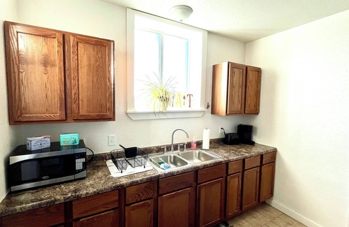 Melcher-Dallas Apartment | Cozy 1-bedroom apartment in welcoming Melcher-Dallas with AC, WiFi