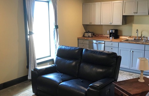Devils Lake Cabin | Cozy 1-bedroom apartment in adorable Devils Lake