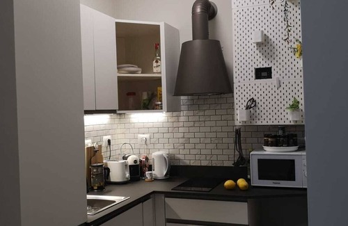 Tapigliano Apartment | Cozy 1-bedroom apartment with WiFi, AC in lovely Nebbiuno