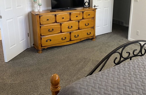 St. George Apartment | Cozy 1-bedroom apartment in St. George with AC, WiFi, BBQ grill and hot tub