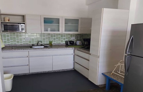 Margarita Island Apartment | Cozy 1-bedroom apartment in welcoming El Yaque with AC