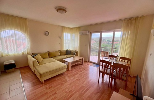 Tankovo Apartment | Cozy 1-bedroom apartment near Sunny Beach with pool, AC, WiFi