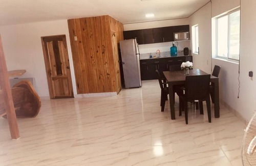 Crucita Apartment | Cozy 1-bedroom apartment with AC and WiFi in charming Crucita