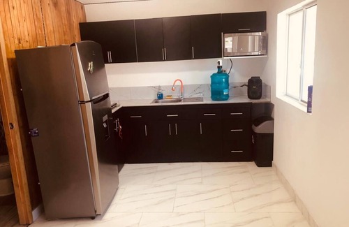 Crucita Apartment | Cozy 1-bedroom apartment with AC and WiFi in charming Crucita