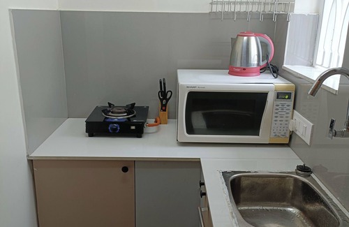 Sector 1 Apartment | Cozy 1-bedroom apartment with WiFi, AC in delightful Kolkata
